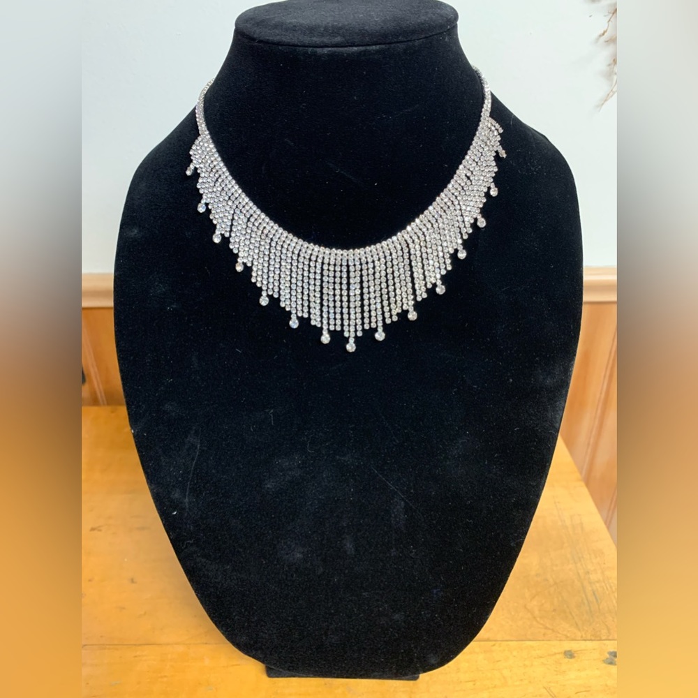Express rhinestone necklace NWT